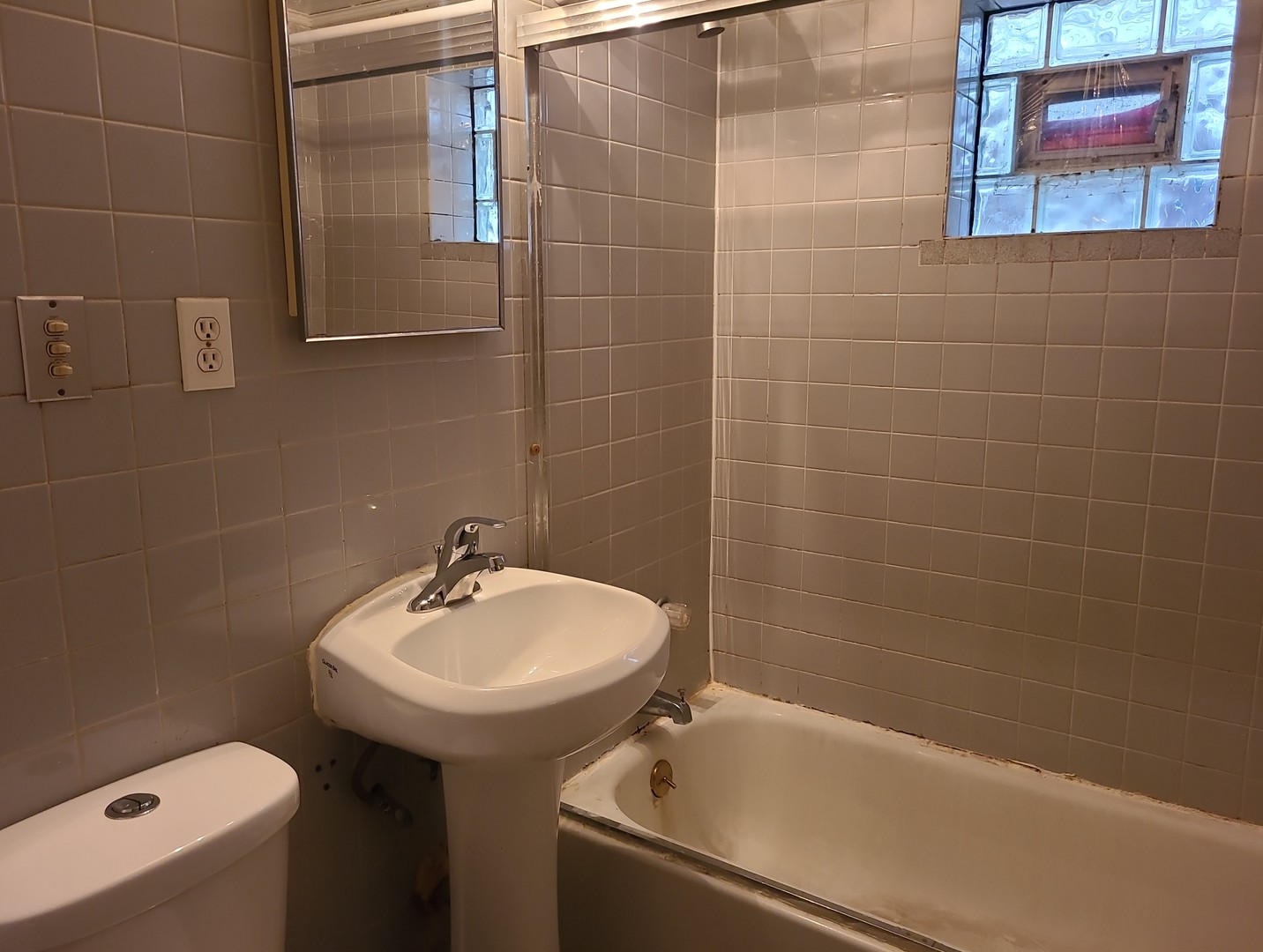 4135 N Bernard Street, Chicago, IL 60618