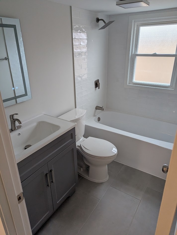 3510 N Oketo Avenue, Chicago, IL 60634