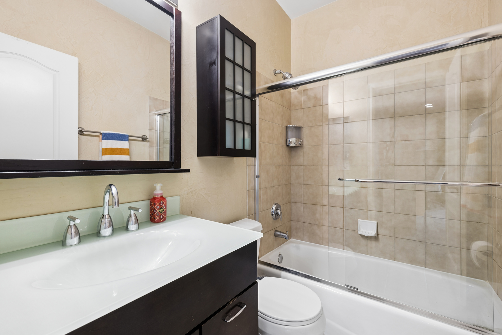 54 Beaconsfield Court, Lincolnshire, IL 60069