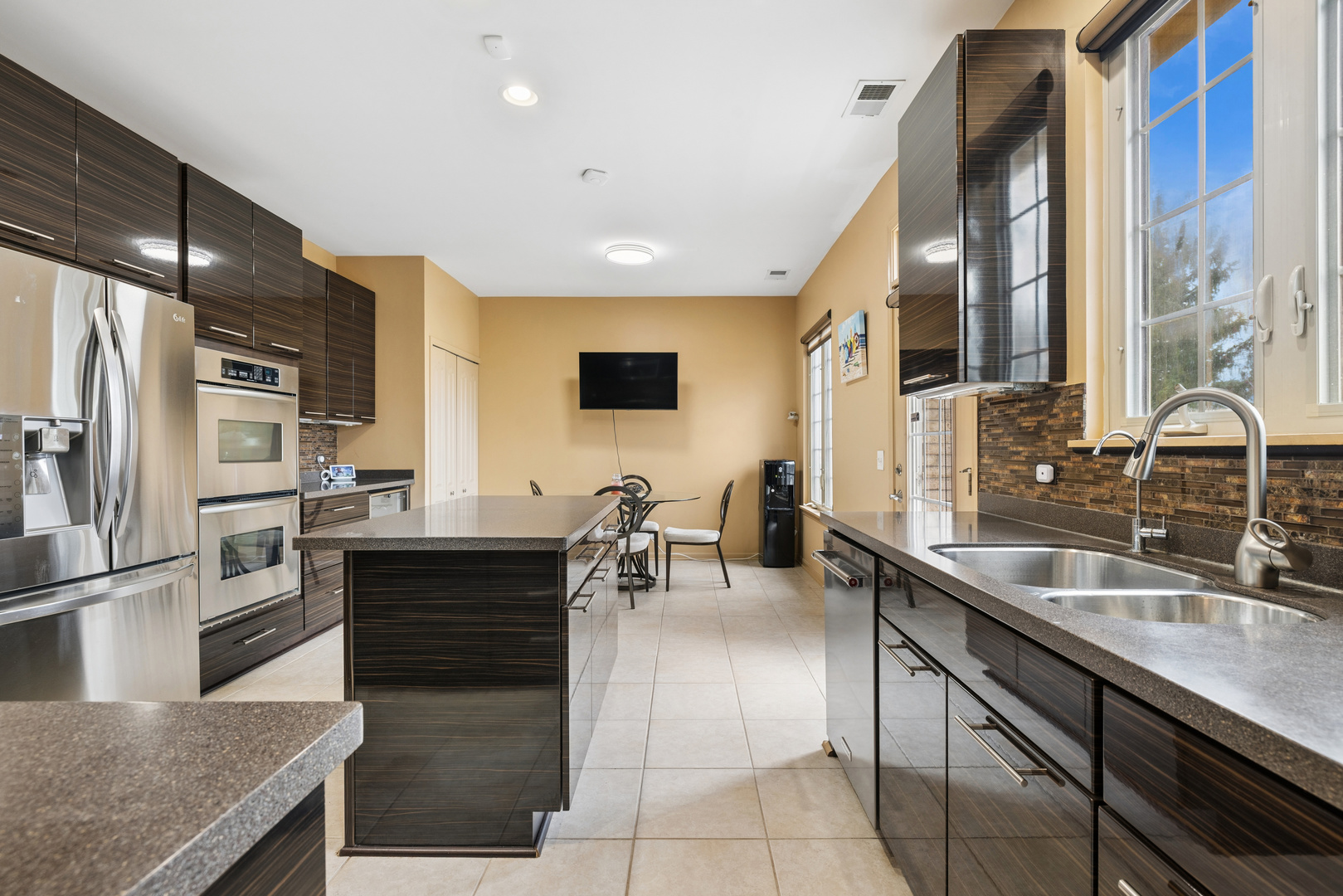 54 Beaconsfield Court, Lincolnshire, IL 60069