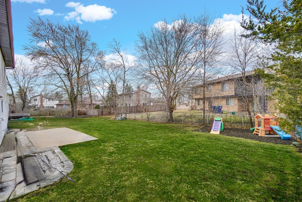 40 Huntingwood Road, Matteson, IL 60443