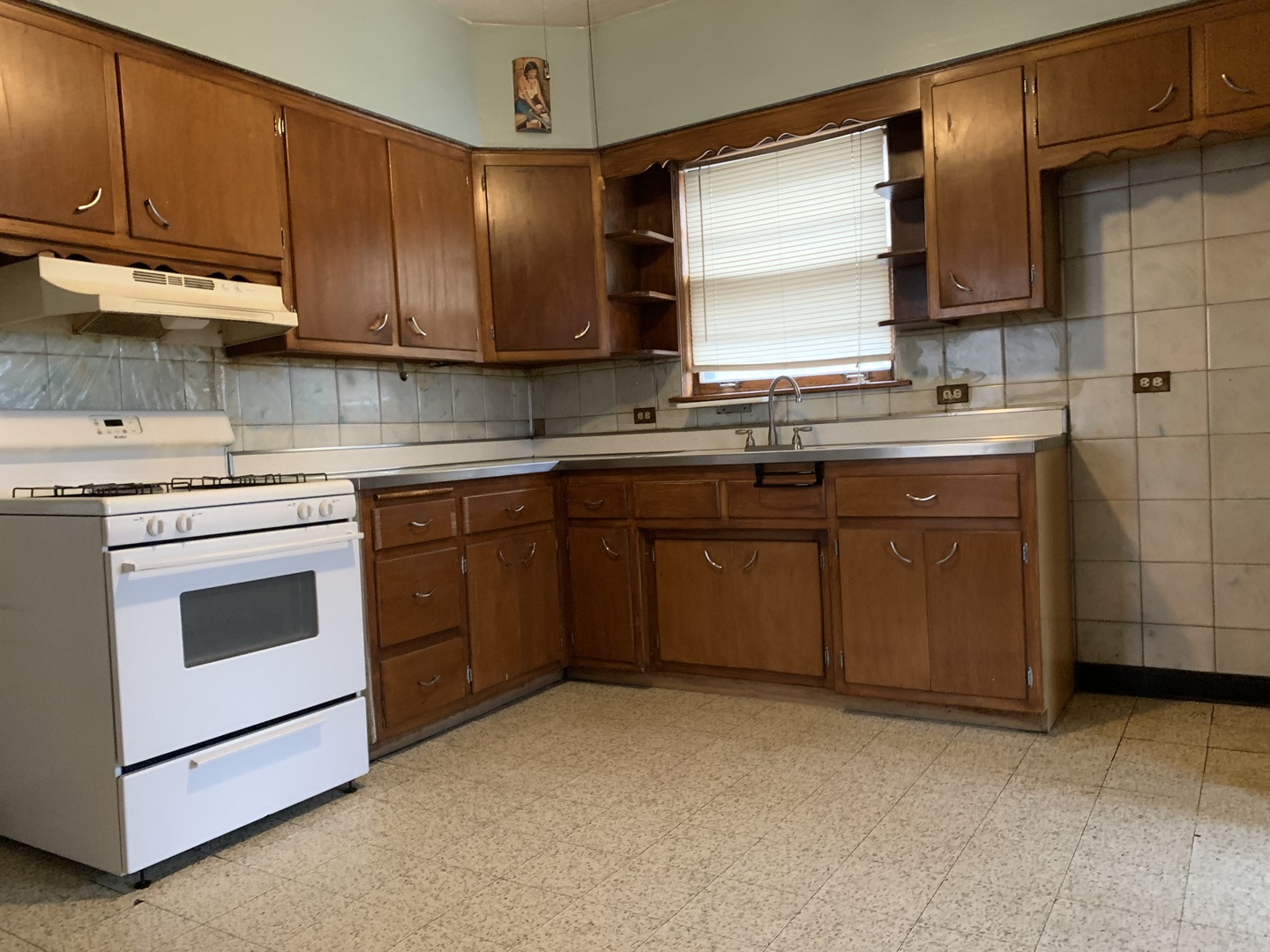 4552 S Christiana Avenue, Chicago, IL 60632