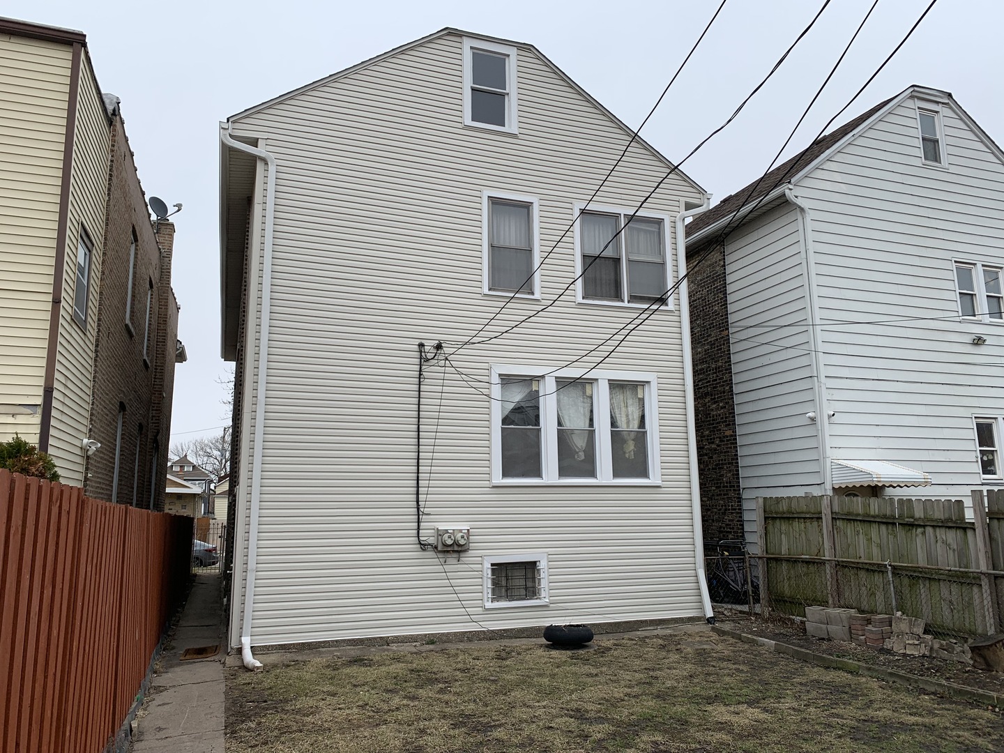 4552 S Christiana Avenue, Chicago, IL 60632