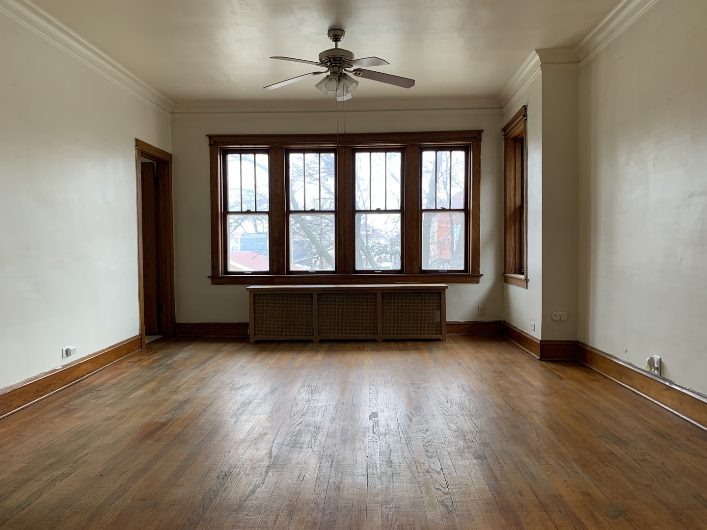 4552 S Christiana Avenue, Chicago, IL 60632