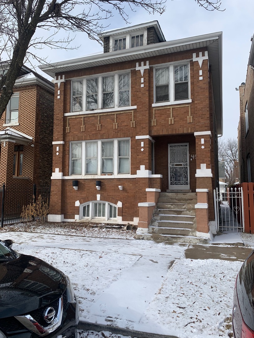 4552 S Christiana Avenue, Chicago, IL 60632