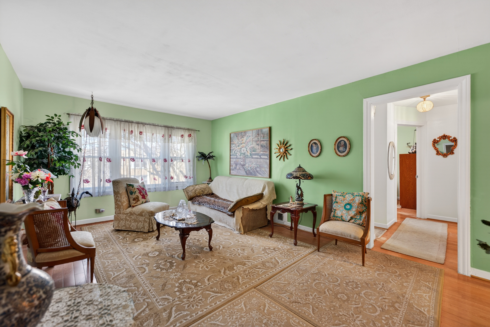 6607 N Damen Avenue #2N, Chicago, IL 60645