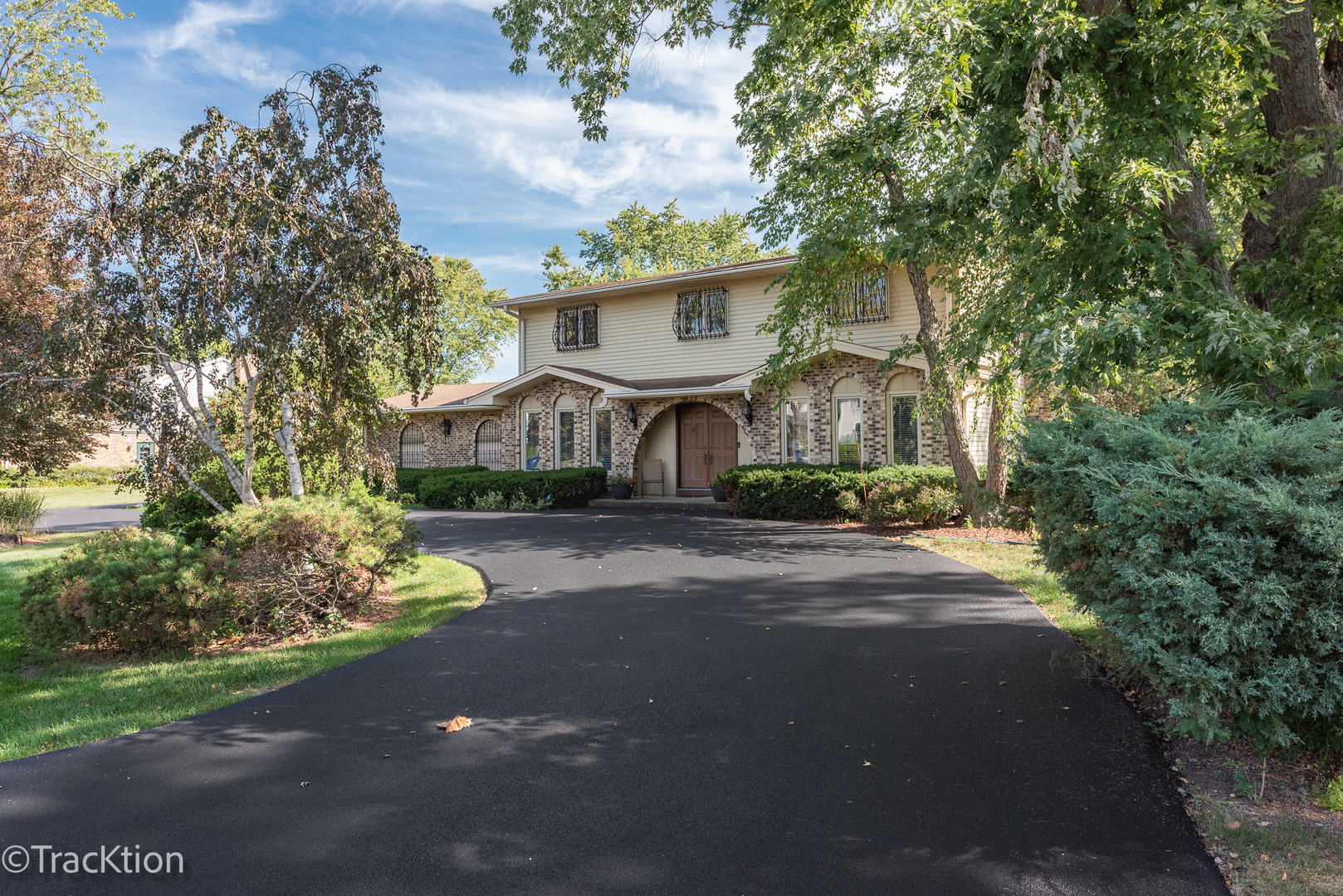 23061 N Apple Hill Lane, Lincolnshire, IL 60069