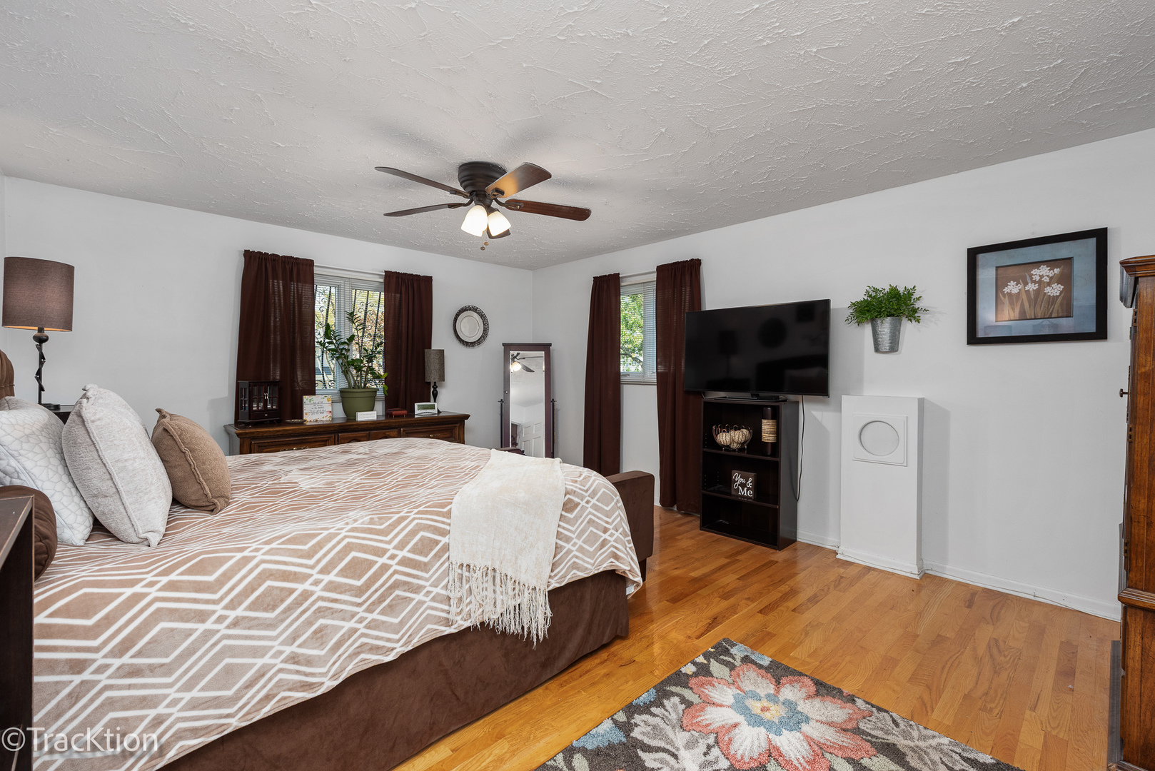 23061 N Apple Hill Lane, Lincolnshire, IL 60069