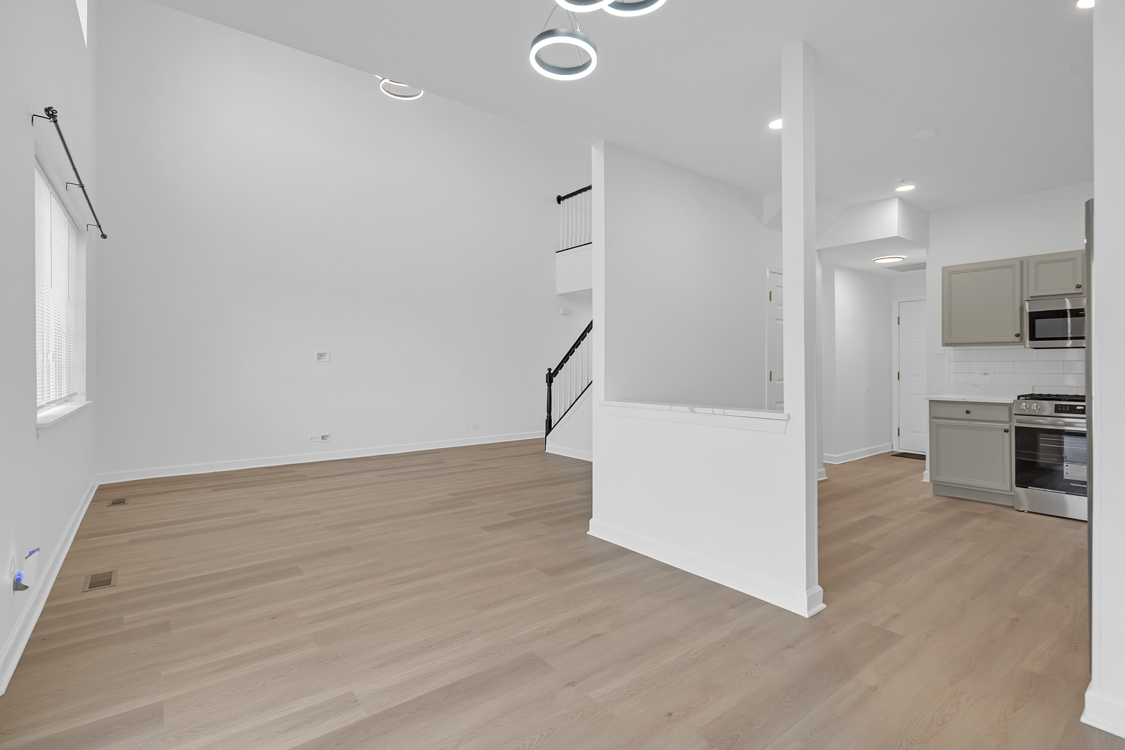 264 Blue Spruce Lane, Glendale Heights, IL 60139