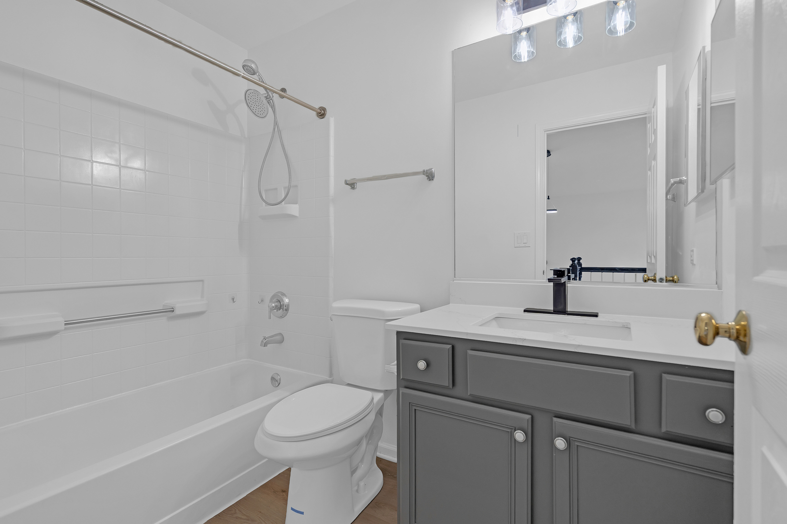 264 Blue Spruce Lane, Glendale Heights, IL 60139