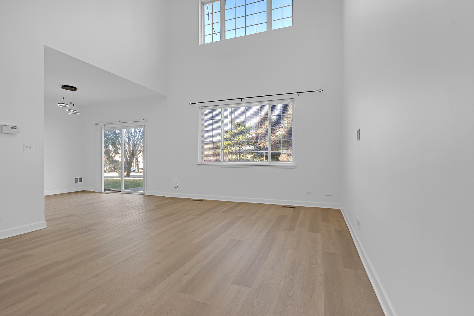 264 Blue Spruce Lane, Glendale Heights, IL 60139