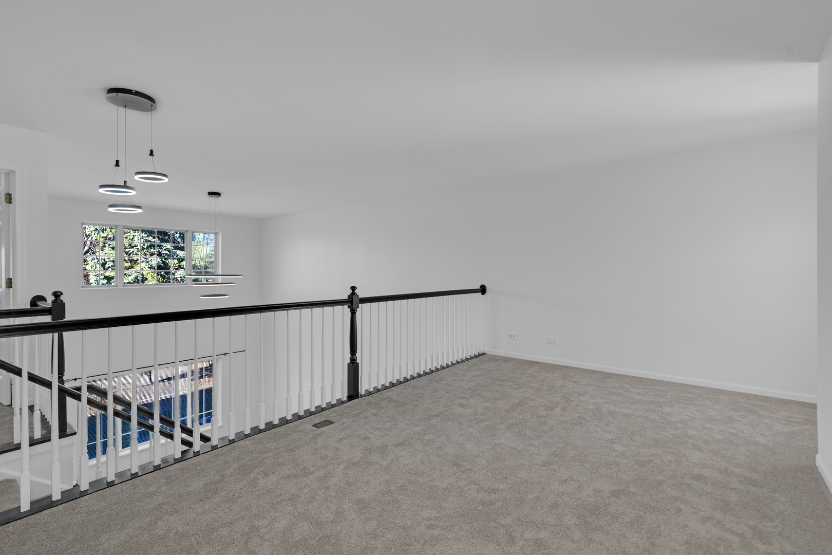 264 Blue Spruce Lane, Glendale Heights, IL 60139