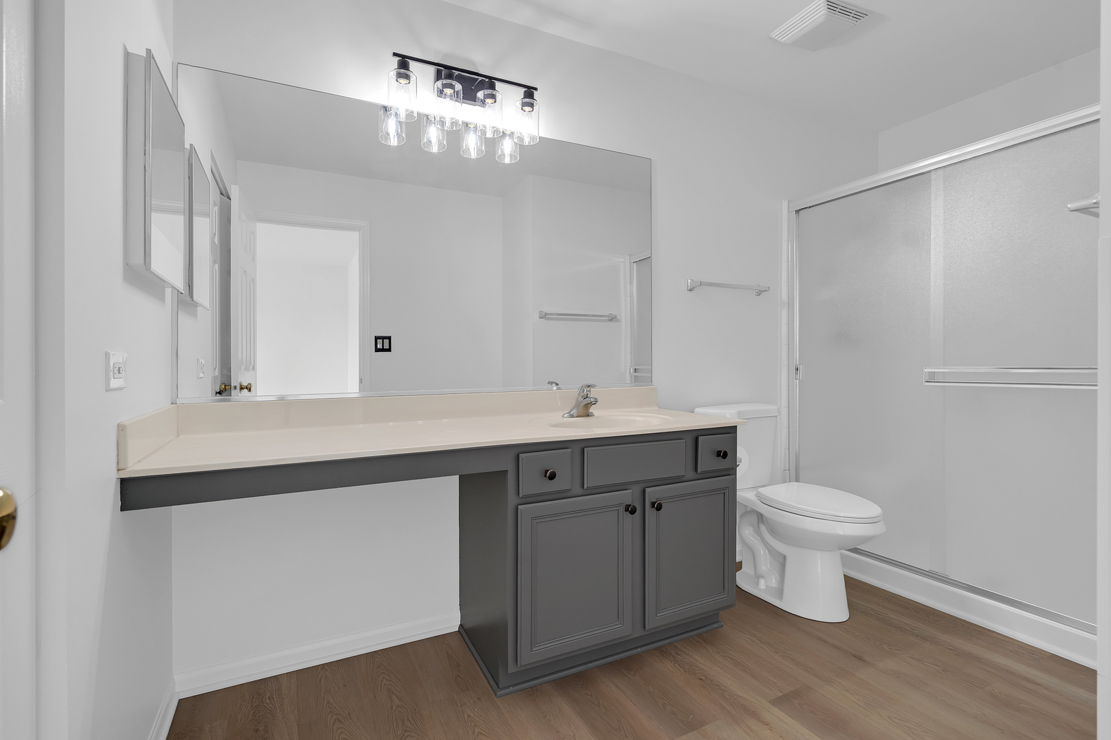 264 Blue Spruce Lane, Glendale Heights, IL 60139