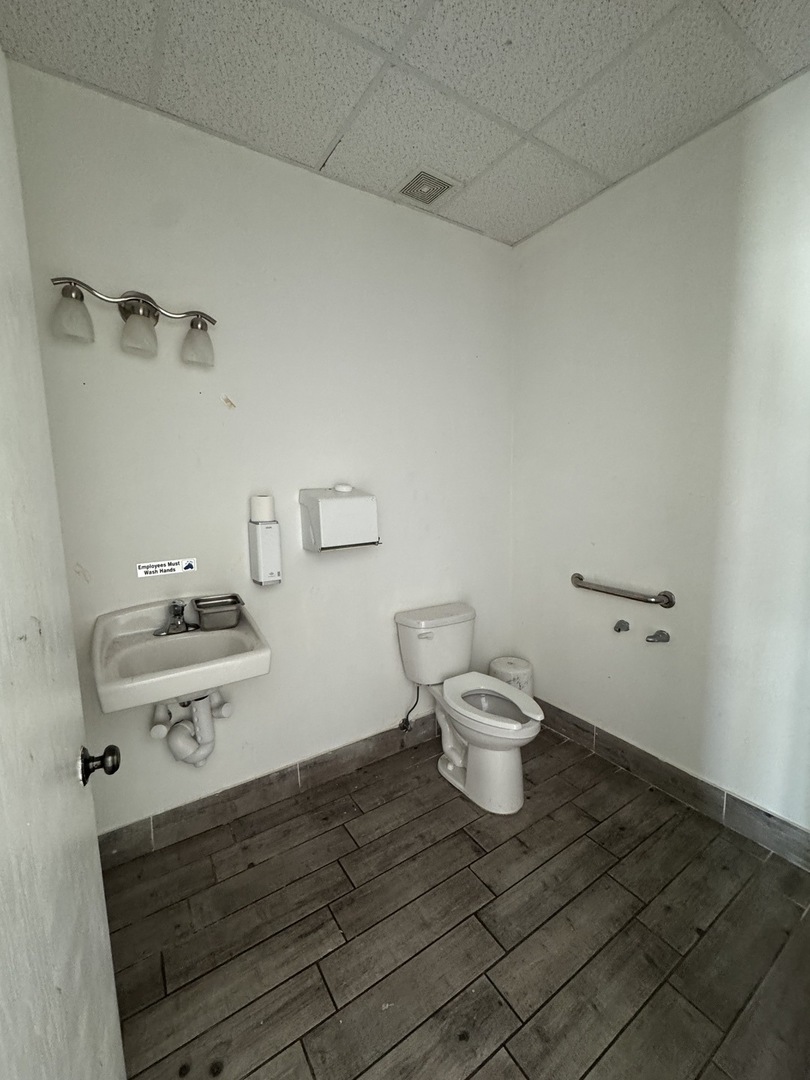 12250 S Harlem Avenue, Palos Heights, IL 60463