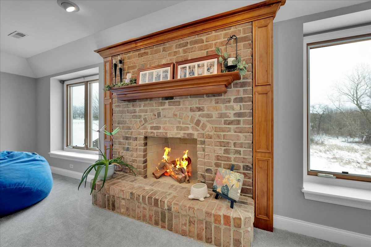 10N749 Highland Trail, Hampshire, IL 60140