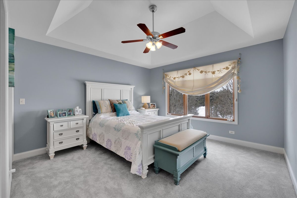 10N749 Highland Trail, Hampshire, IL 60140