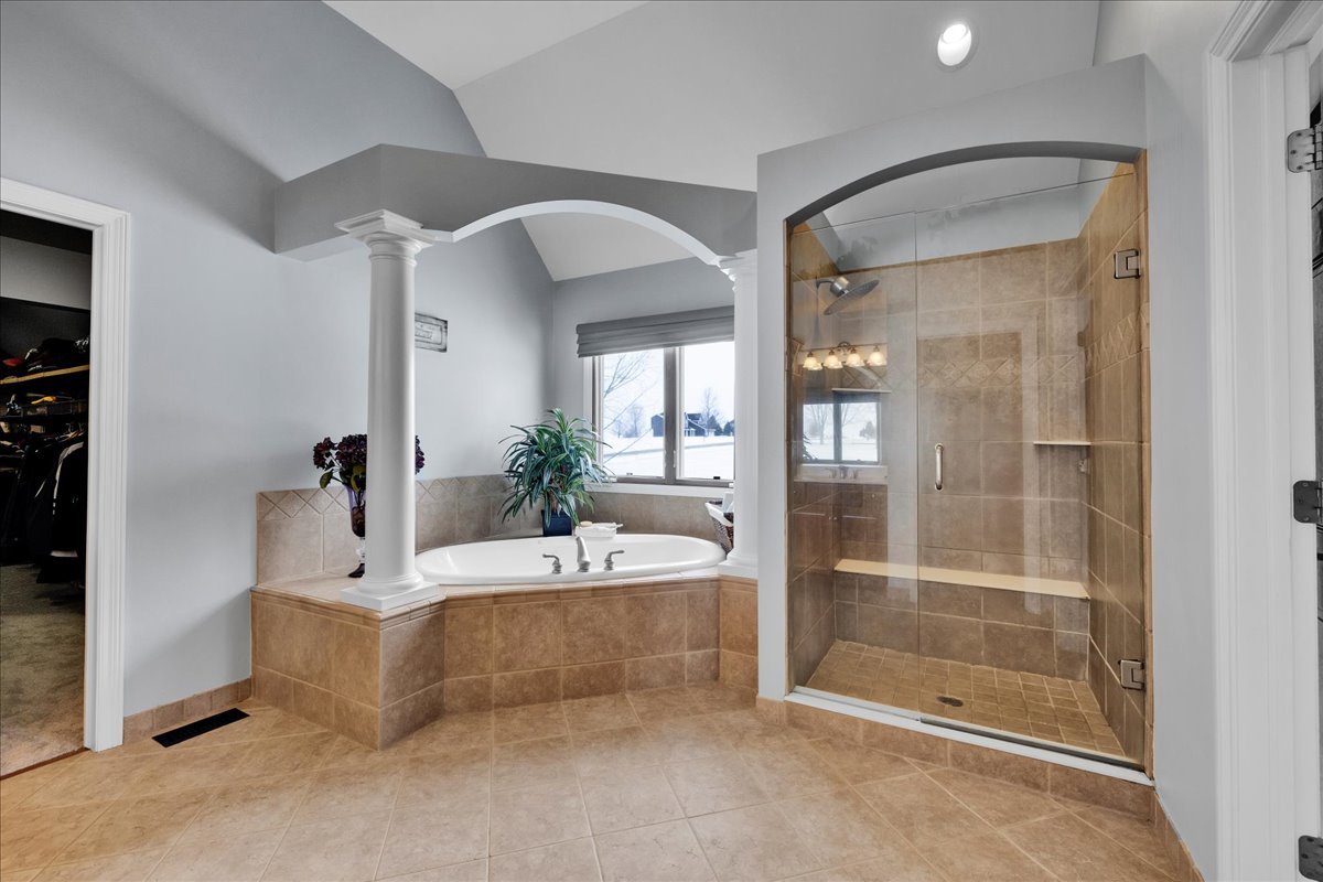 10N749 Highland Trail, Hampshire, IL 60140