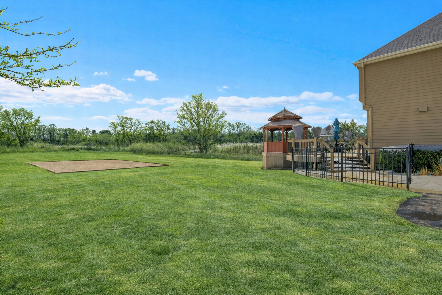 10N749 Highland Trail, Hampshire, IL 60140