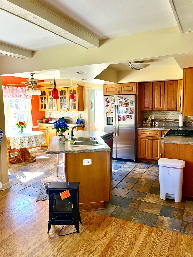 433 E Carpenter Drive, Palatine, IL 60074