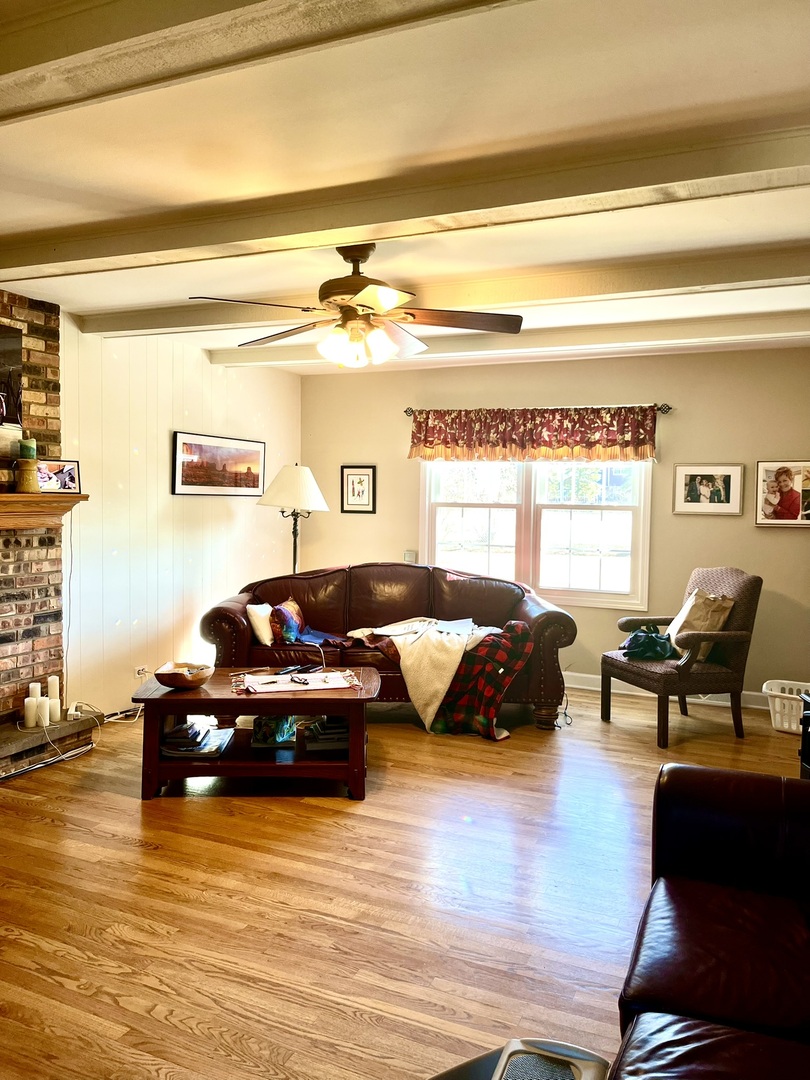 433 E Carpenter Drive, Palatine, IL 60074