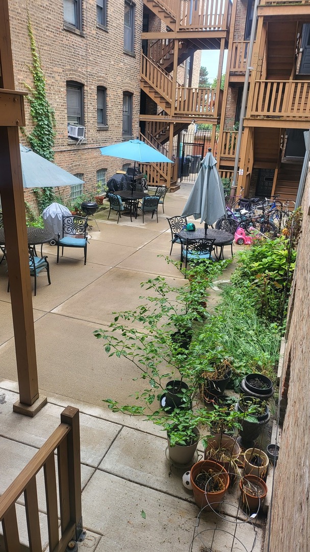 920 Wesley Avenue #1, Oak Park, IL 60304