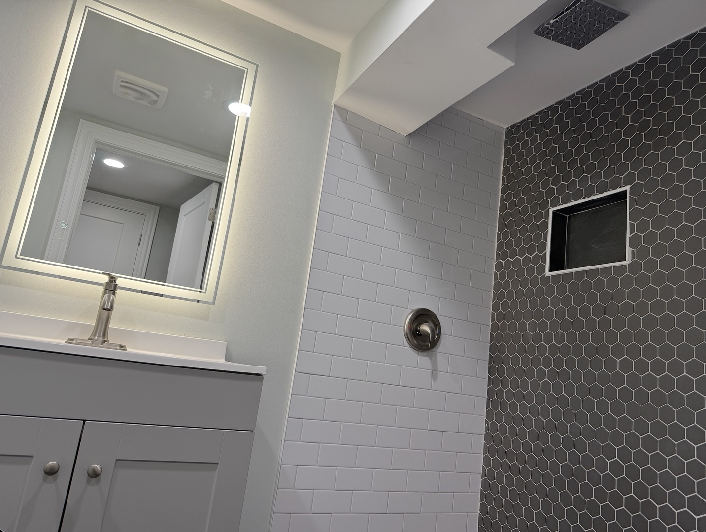 8631 S Constance Avenue, Chicago, IL 60617