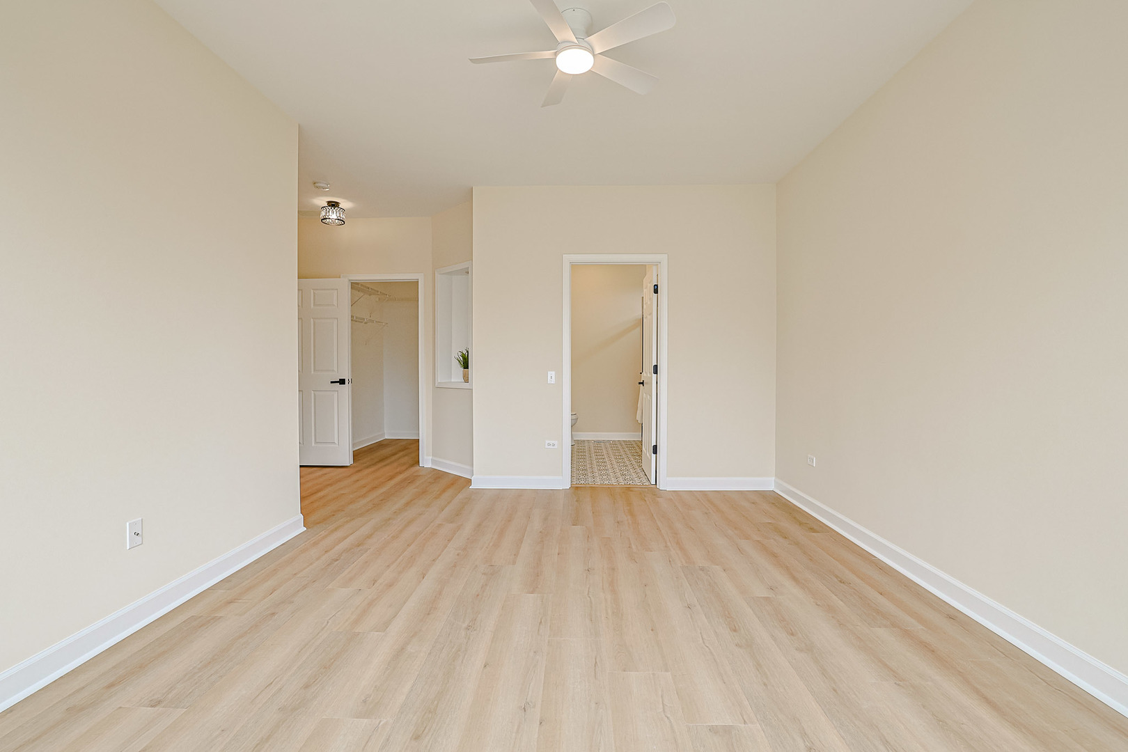 11687 Stonewater Crossing, Huntley, IL 60142