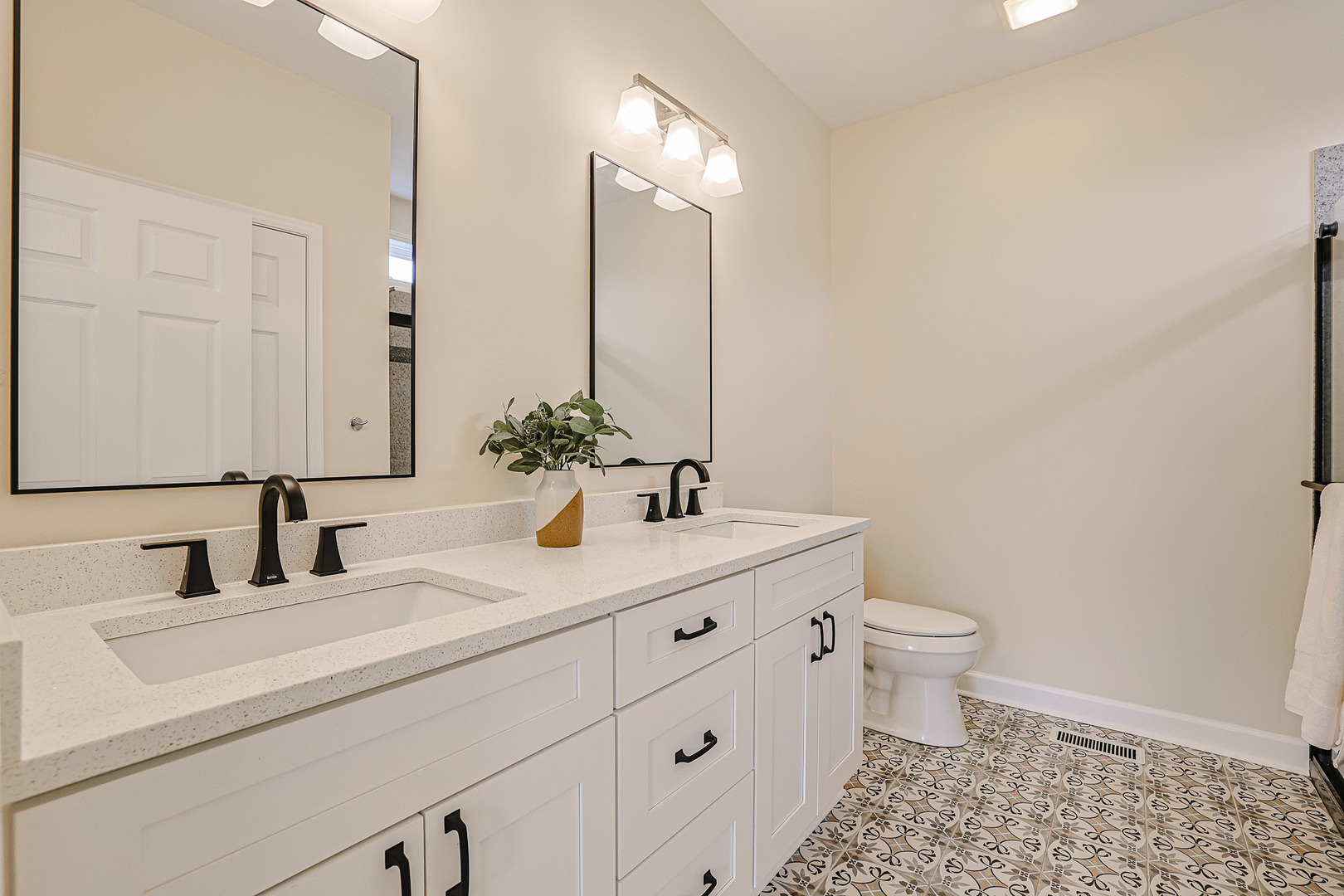 11687 Stonewater Crossing, Huntley, IL 60142