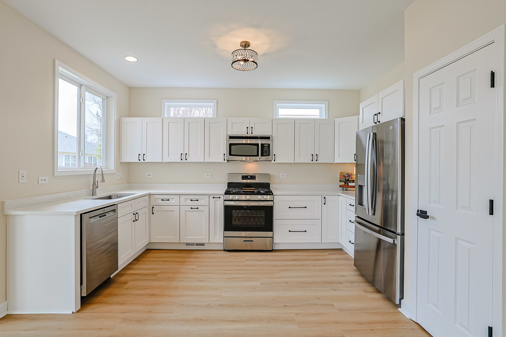 11687 Stonewater Crossing, Huntley, IL 60142