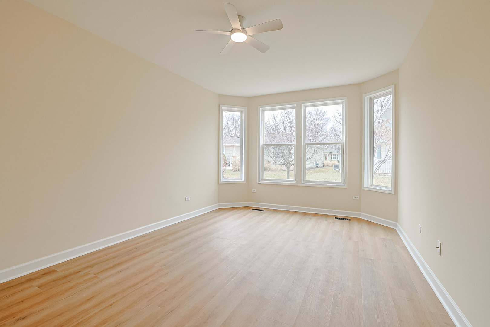 11687 Stonewater Crossing, Huntley, IL 60142