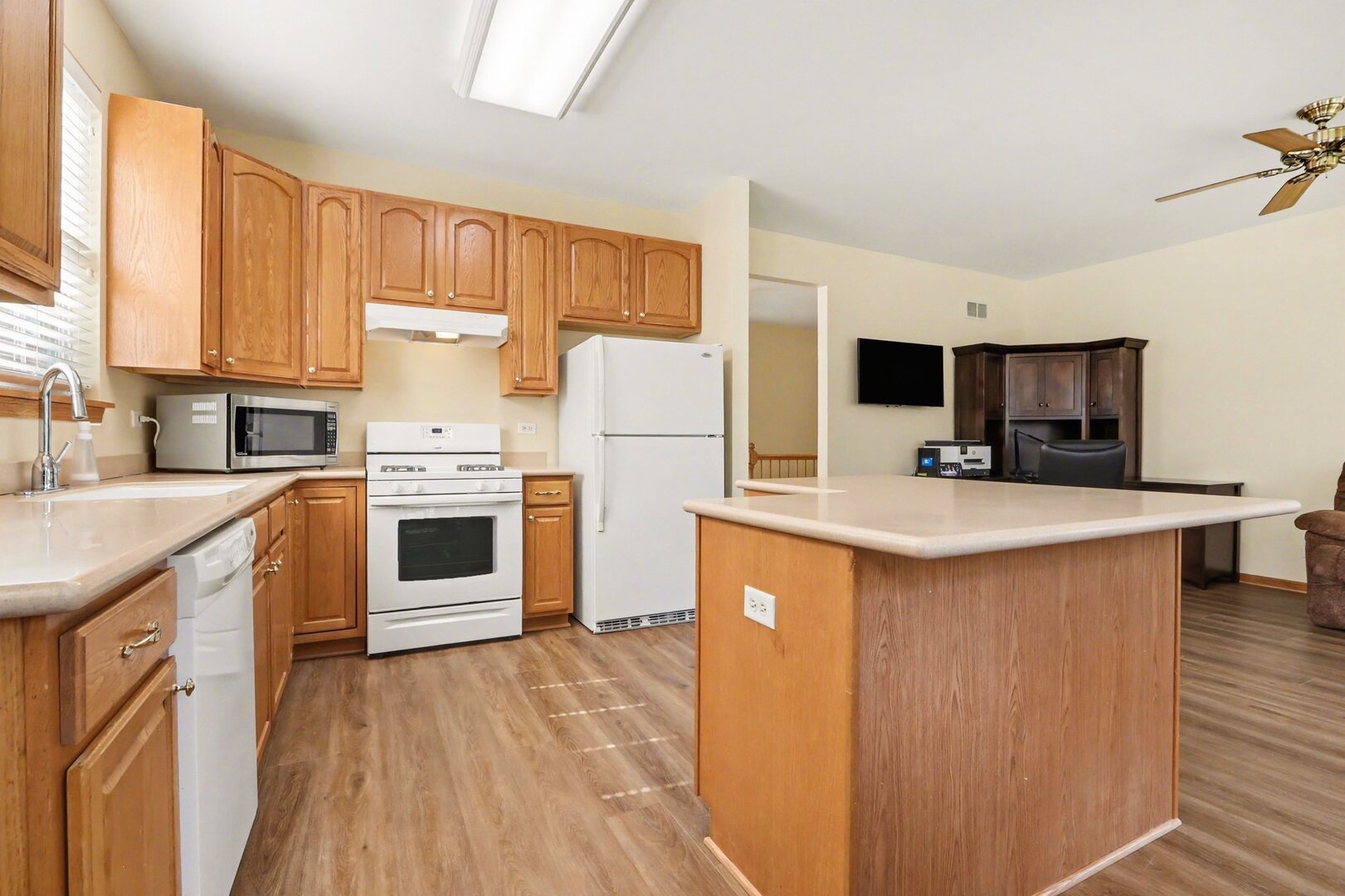 1151 Barkston Lane, Aurora, IL 60502