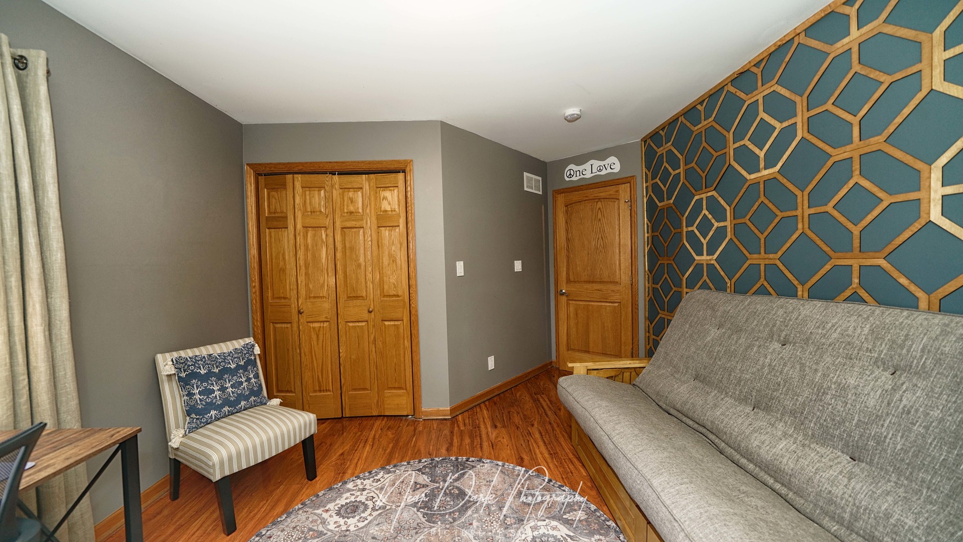 127 E GRAND Avenue, Fox Lake, IL 60020