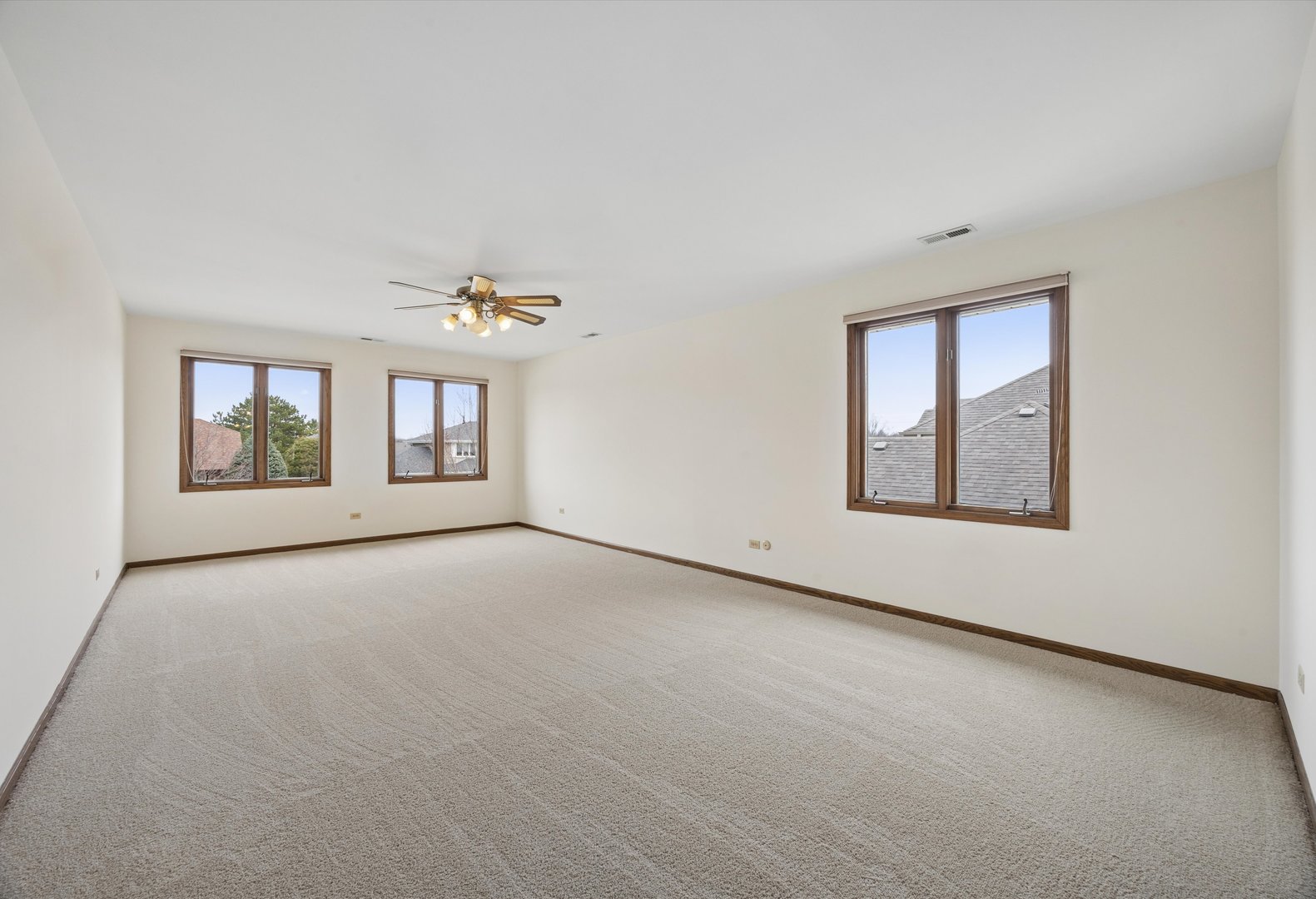 12816 S Parkside Drive, Palos Park, IL 60464