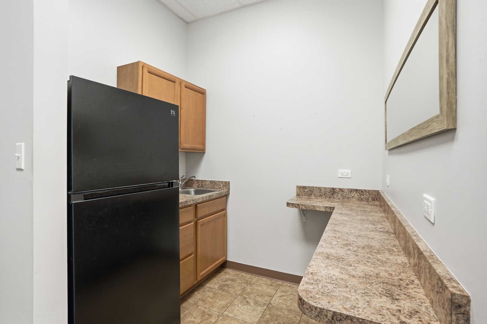 8025 Wicker Avenue #C, St. John, IN 46373