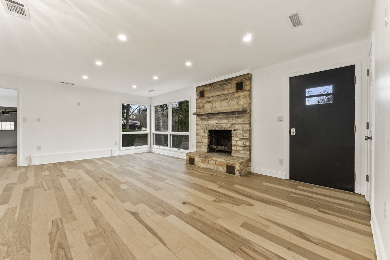 2018 West Street, Wheaton, IL 60187