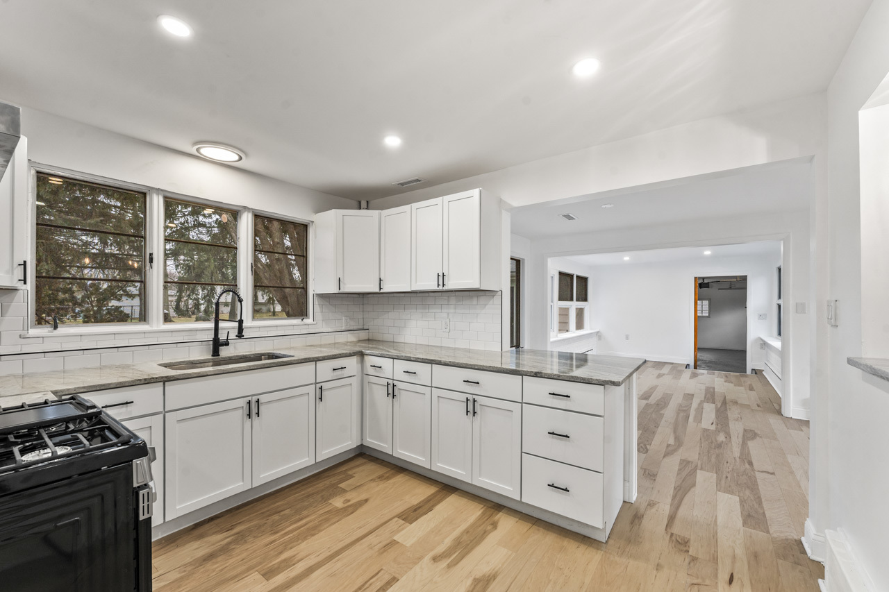 2018 West Street, Wheaton, IL 60187