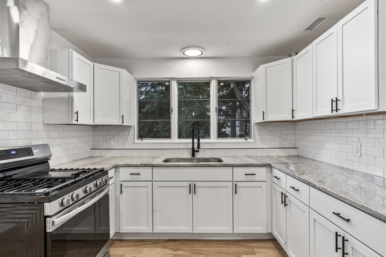 2018 West Street, Wheaton, IL 60187