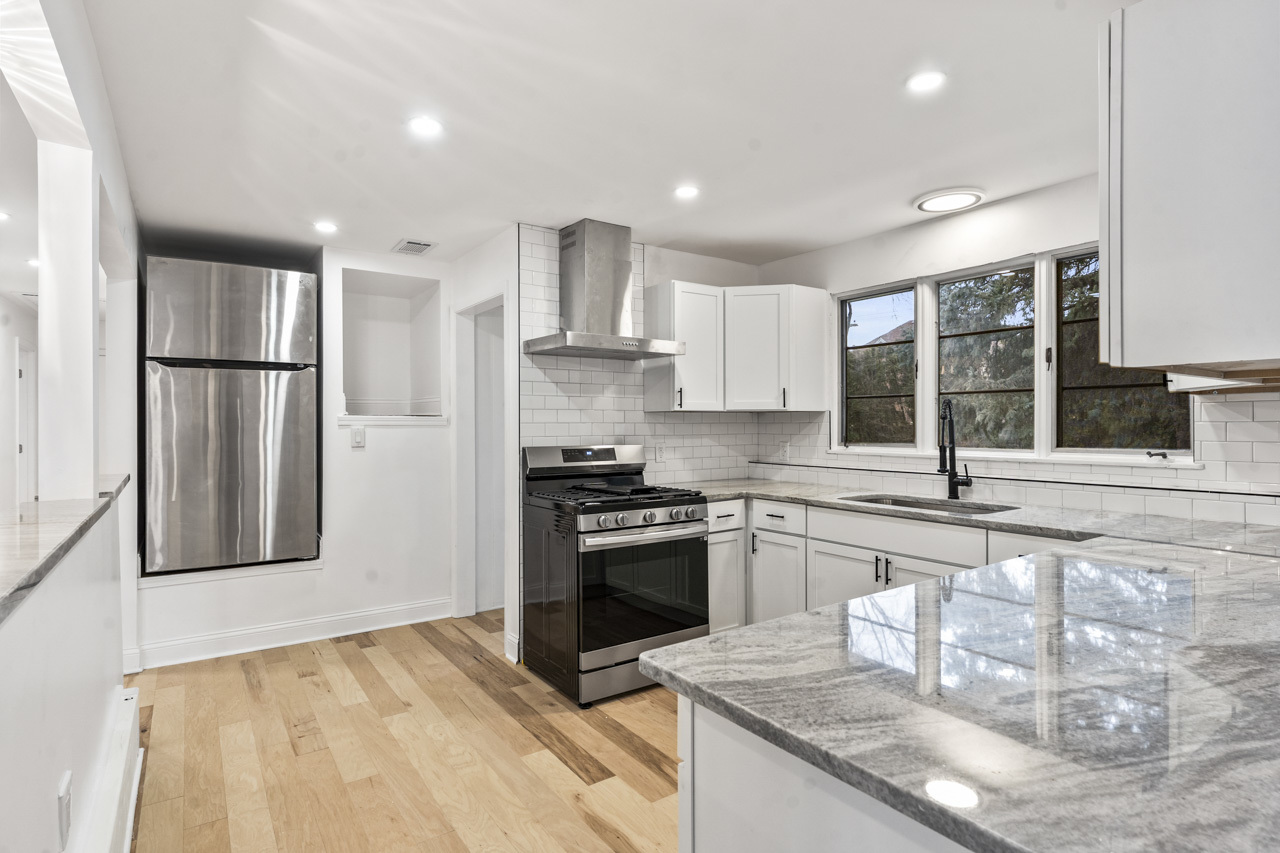 2018 West Street, Wheaton, IL 60187