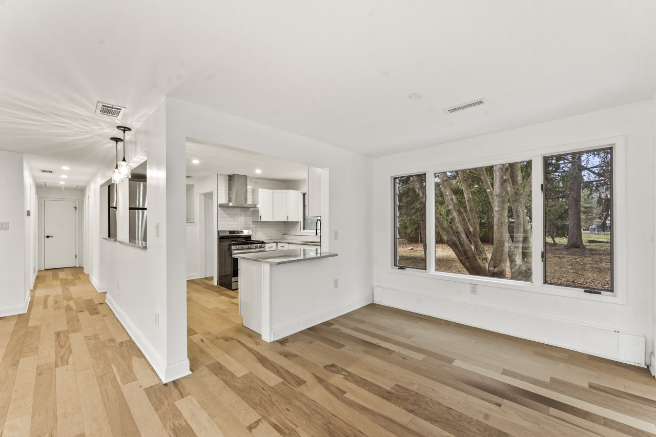 2018 West Street, Wheaton, IL 60187