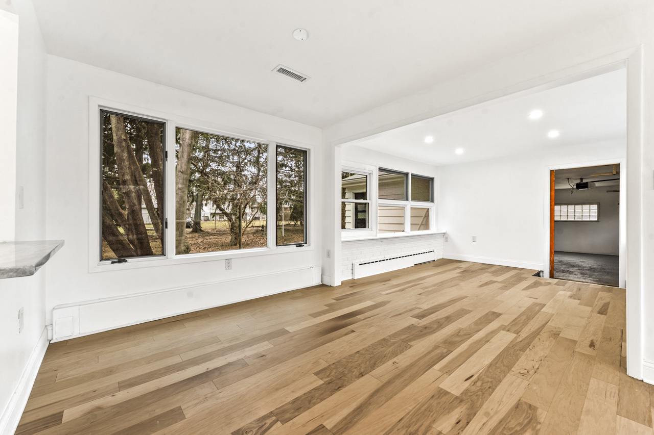 2018 West Street, Wheaton, IL 60187