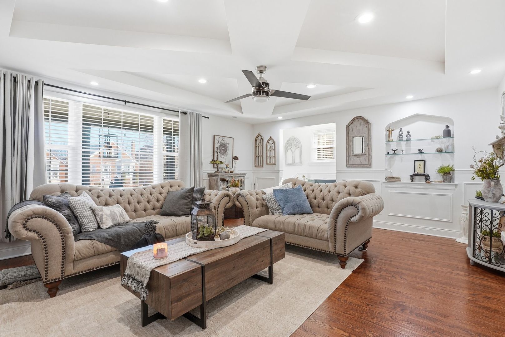 6640 S Kedvale Avenue, Chicago, IL 60629