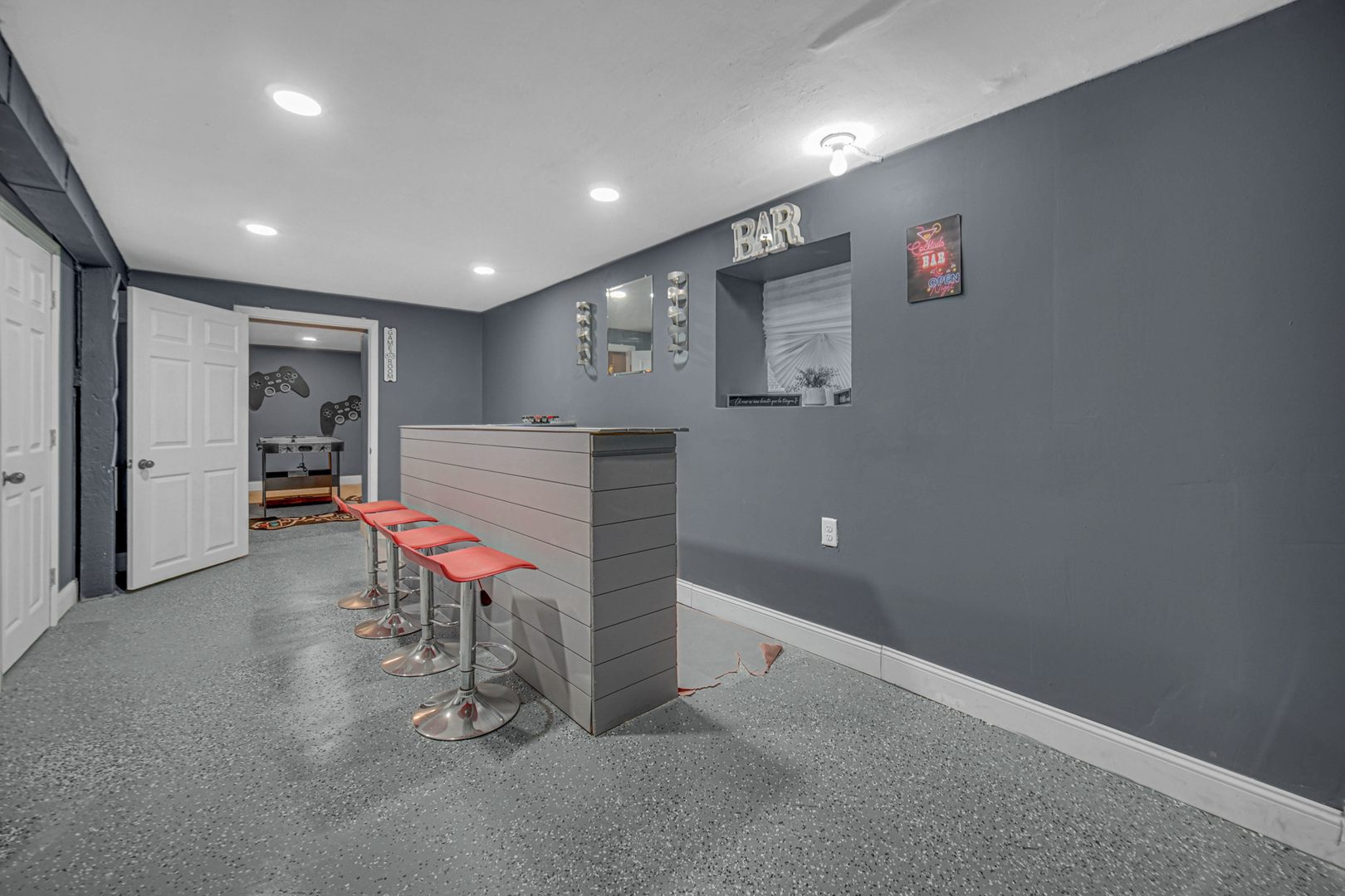 7810 S Throop Street, Chicago, IL 60620