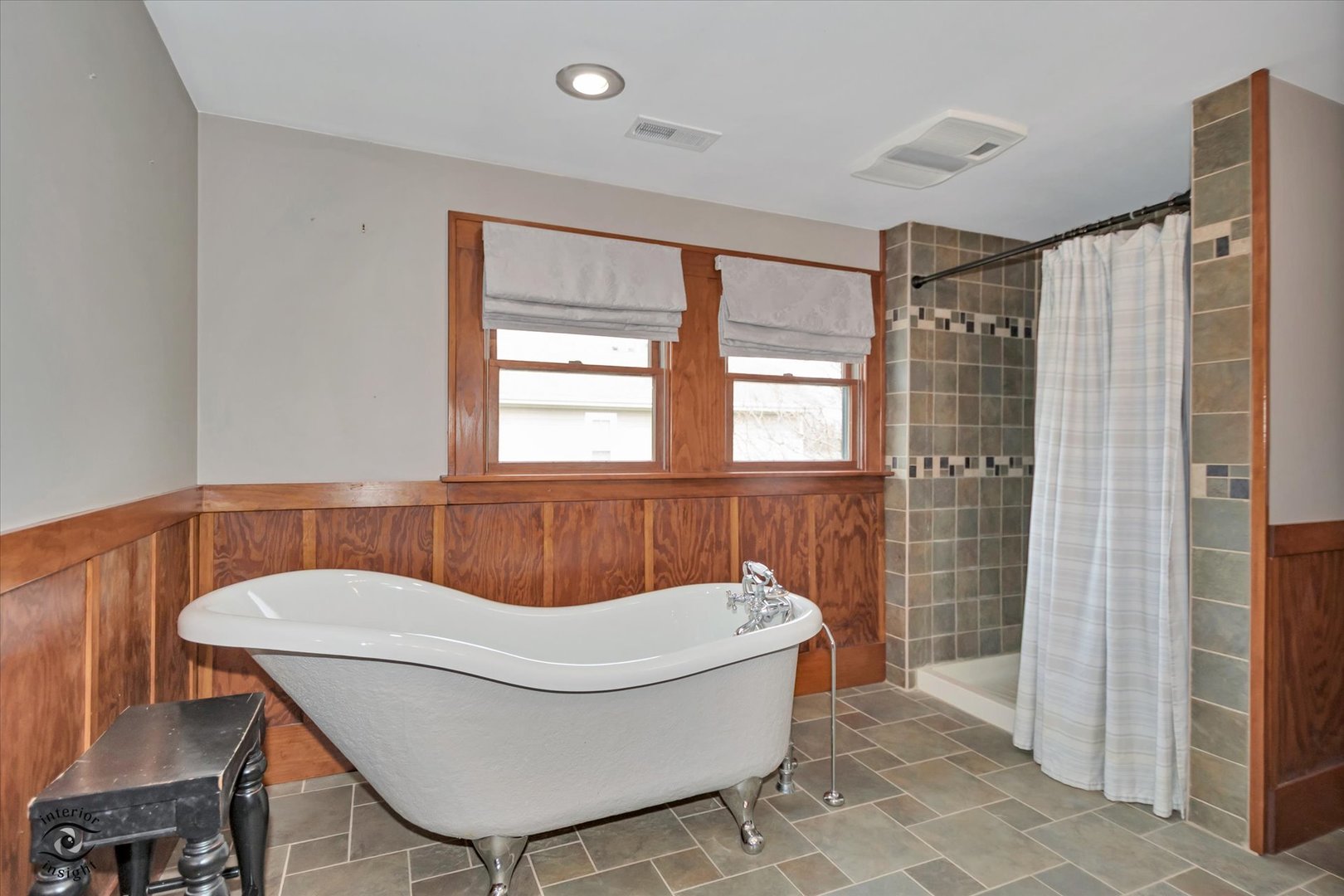 256 Center Road, Frankfort, IL 60423