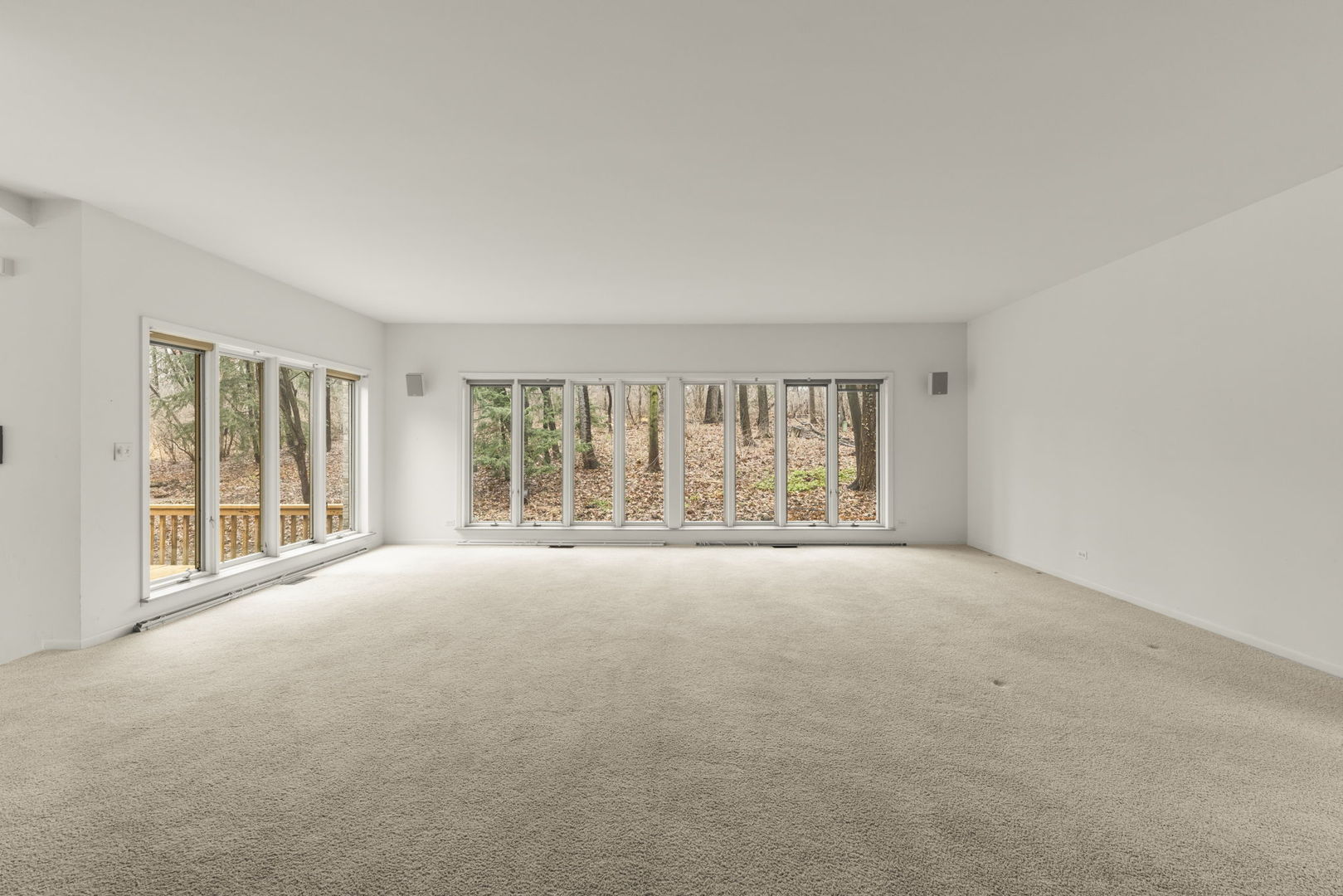 371 W Arboretum Circle, Wheaton, IL 60189