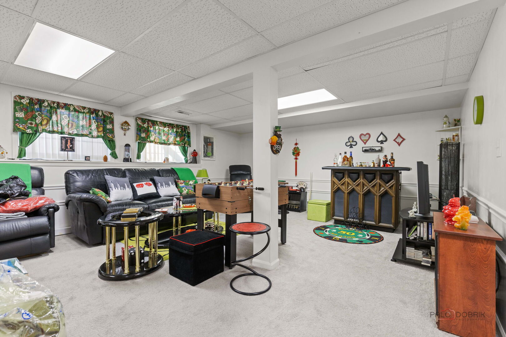 422 Sandhurst Lane, South Elgin, IL 60177