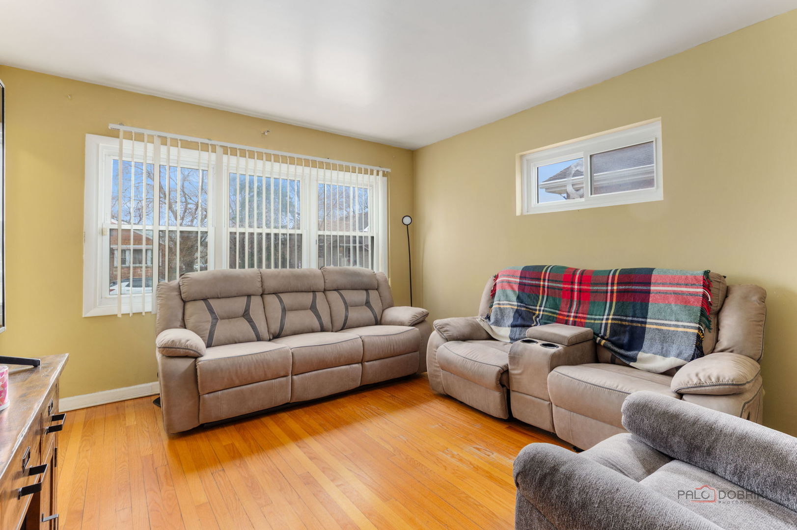 4026 Clarence Avenue, Stickney, IL 60402