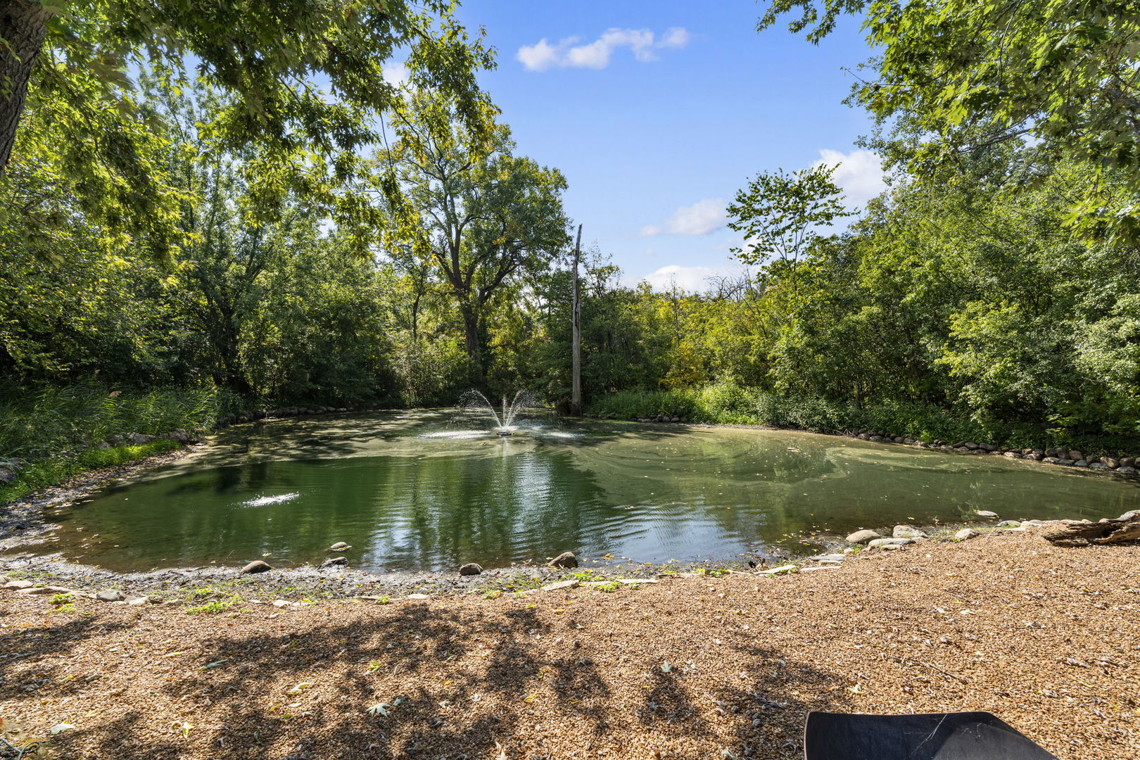 950 Gage Lane, Lake Forest, IL 60045