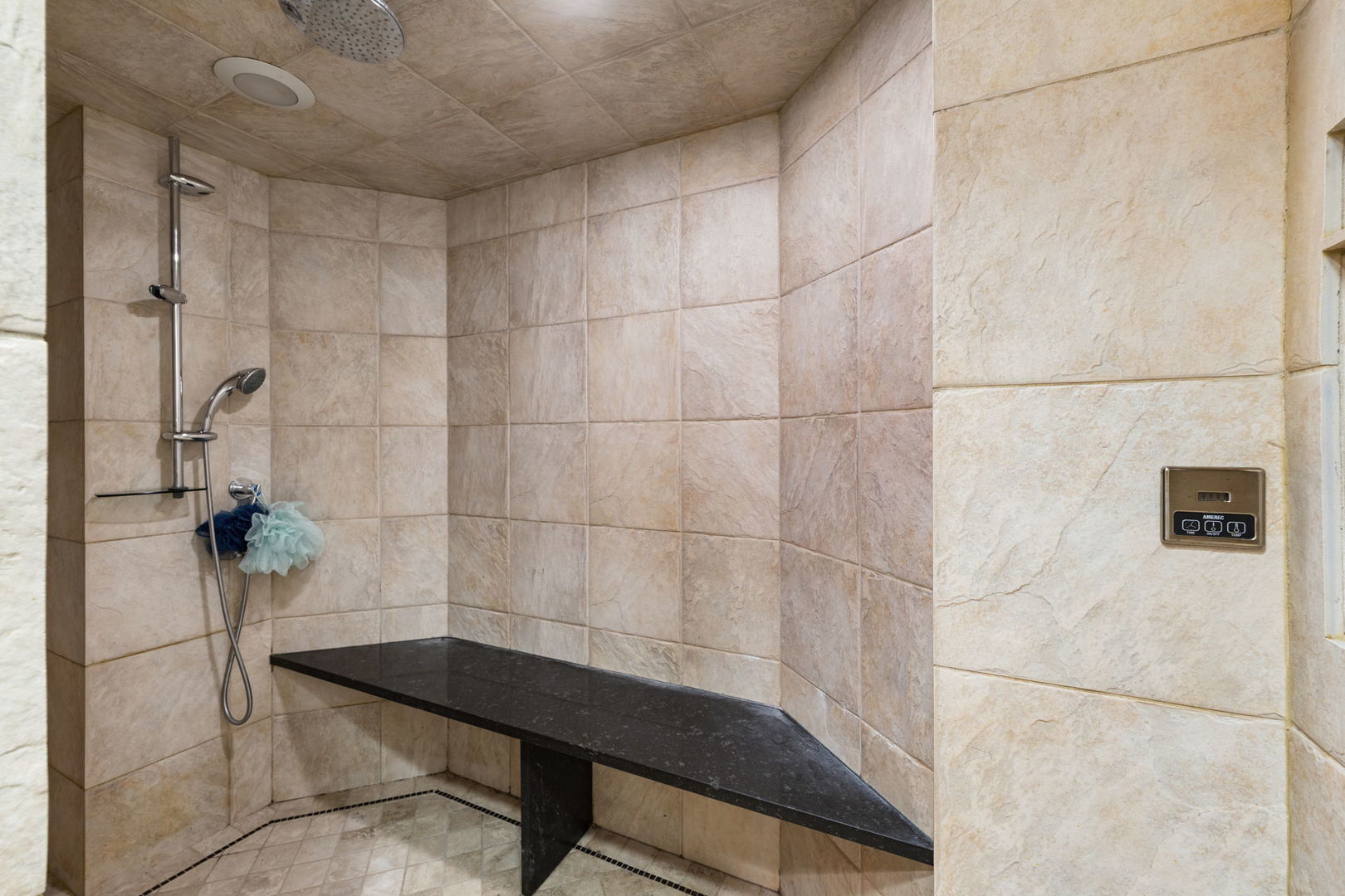 950 Gage Lane, Lake Forest, IL 60045