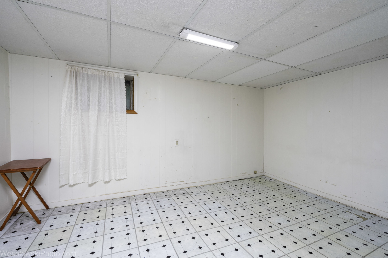 5944 W Foster Avenue, Chicago, IL 60630