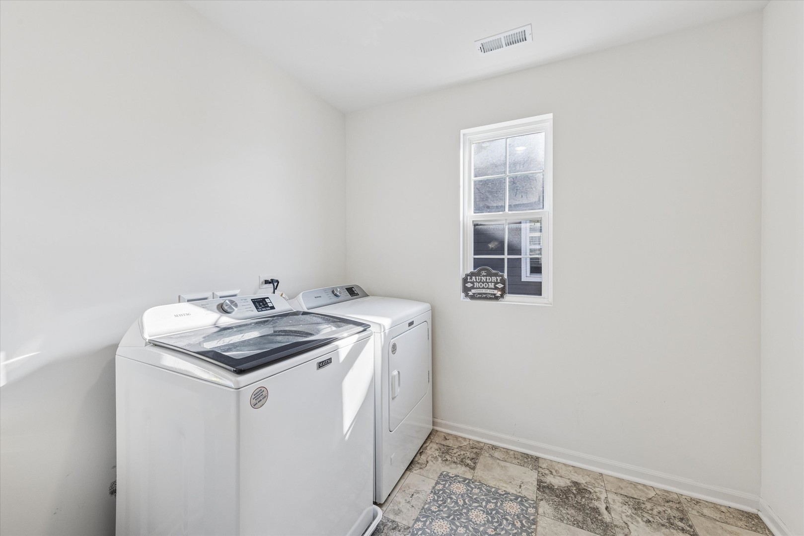 1826 Peyton Terrace, Shorewood, IL 60404